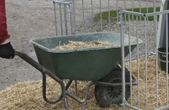 Kalvehytte og løbegård