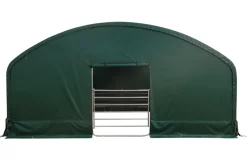 Læskur 8x8x4 m, med lukket front