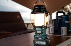 Makita 40V slagboremaskinesæt, inkl. batterier og ekstra varer