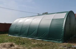 Rundbuehal 12x9x4,5 m, med ovenlys